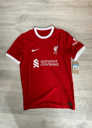Maillot Liverpool 2023-24 version joueur / Authentic version DX2618-688, brand: Nike, condizioni: Nuovo con cartellino, taglia: M, €75.00, €79.45 include la Protezione acquisti