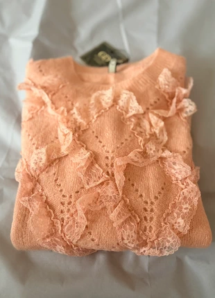 Neuf, Pull en maille pêche avec dentelle GD Paris, merk: GD, staat: Nieuw met prijskaartje, maat: S / 36 / 8, € 24,99, € 26,94 inclusief Kopersbescherming