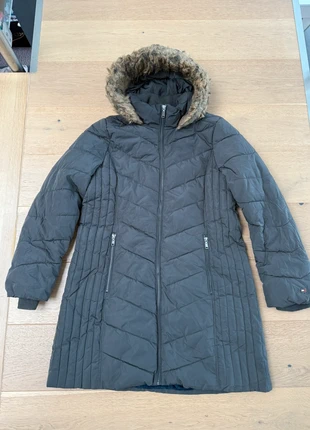Doudoune longue / Tommy Hilfiger / taille L / gris foncé, merk: Tommy Hilfiger, staat: Heel goed, maat: L / 40 / 12, € 30,00, € 32,20 inclusief Kopersbescherming