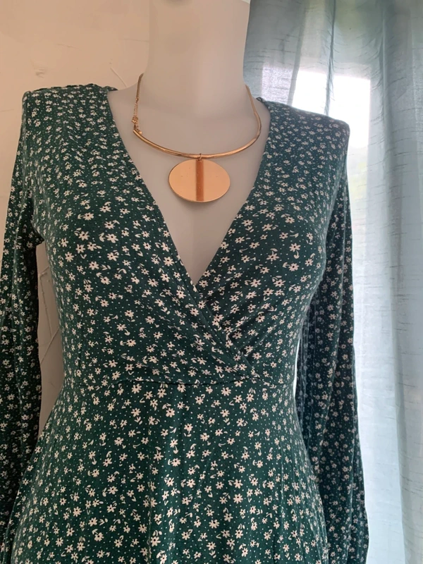 Robe stradivarius taille M manches longues - photo numéro 3
