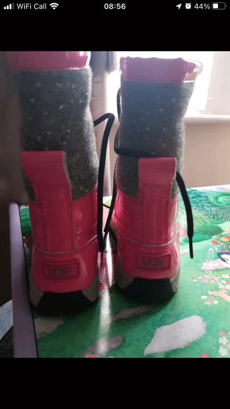 Size 11 sale girls snow boots