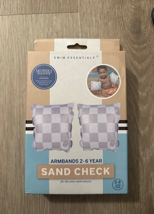 Sein essentials, merk: Swim Essentials, staat: Nieuw met prijskaartje, € 10,00, € 11,20 inclusief Kopersbescherming