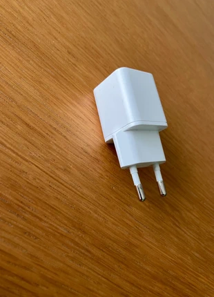 Chargeur USB C Blanc WeFix, marque: Wefix, état: Très bon état, 5,00 €, 5,95 € Protection acheteurs incluse