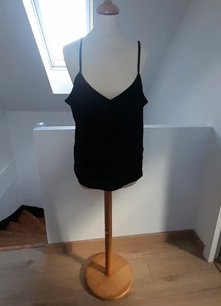 Débardeur h&m, brand: H&M, condizioni: Buone, taglia: XL / IT 46 / EU 42, €2.00, €2.80 include la Protezione acquisti