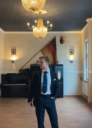 Hugo Boss Anzug 46, merk: Hugo Boss, staat: Heel goed, maat: 46, € 79,00, € 83,65 inclusief Kopersbescherming