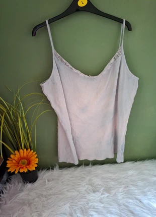 Spaghetti top Maat 6XL/52, merk: M&S Mode, staat: Heel goed, maat: 6XL / 52 / 24, € 2,00, € 2,80 inclusief Kopersbescherming