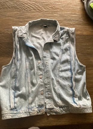 Gilet jeans, merk: Wibra, staat: Goed, maat: 4XL / 48 / 20, € 7,50, € 8,58 inclusief Kopersbescherming