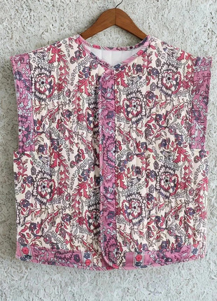 Gilet matelassé floral sans manches – ample – streetwear / vintage – taille S, marque: Aesthetic, état: Très bon état, taille: S / 36 / 8, 40,00 €, 42,70 € Protection acheteurs incluse