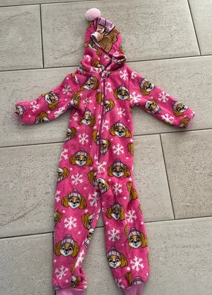 Onesie Paw Patrol Skye maat 98/104, marque: Paw Patrol, état: Bon état, taille: 4 ans / 104 cm, 2,00 €, 2,80 € Protection acheteurs incluse