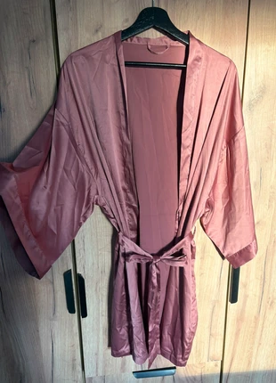 🌿Satijn look kimono🌿, merk: merkeloos, staat: Goed, maat: M / 38 / 10, € 3,95, € 4,85 inclusief Kopersbescherming