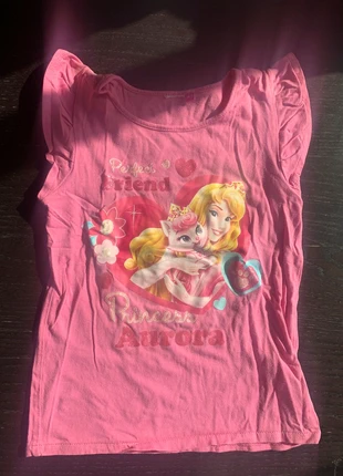 T-shirt Disney, marke: Disney, zustand: Gut, größe: 5 Jahre / 110, 8,00 €, 9,10 € inklusive Vinted-Käuferschutz