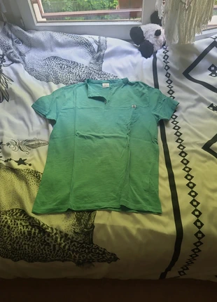 T-shirt Zara col tunisien vert/turquoise  garcon 11-12 ans, marke: Zara, zustand: Sehr gut, größe: 11 Jahre / 146, 5,00 €, 5,95 € inklusive Vinted-Käuferschutz