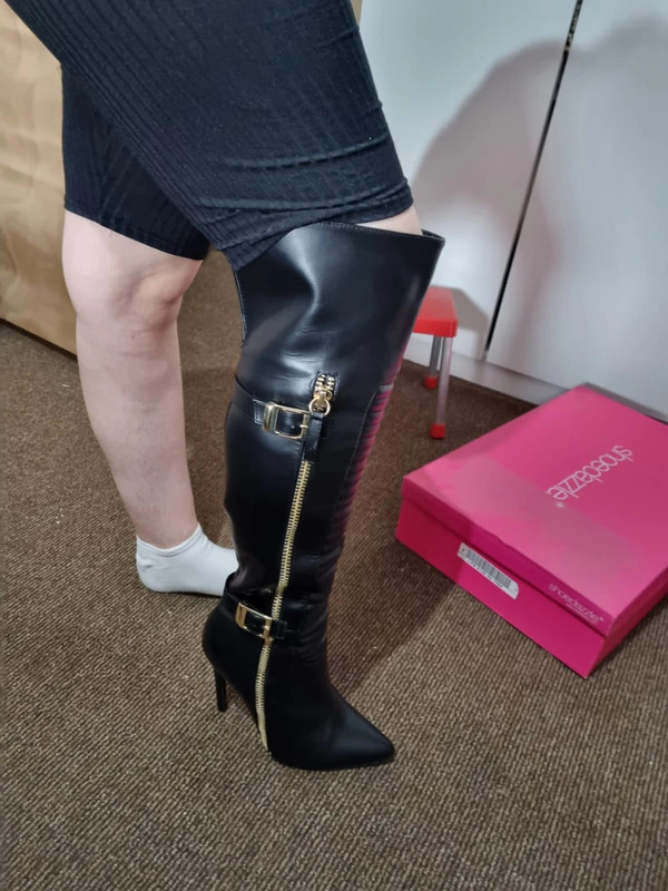 Black leather knee high heel boots Vinted