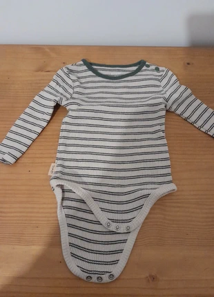 bodie 9mois Kiabi comme neuf, marque: Kiabi, état: Très bon état, taille: 6-9 mois / 68 cm, 2,50 €, 3,33 € Protection acheteurs incluse