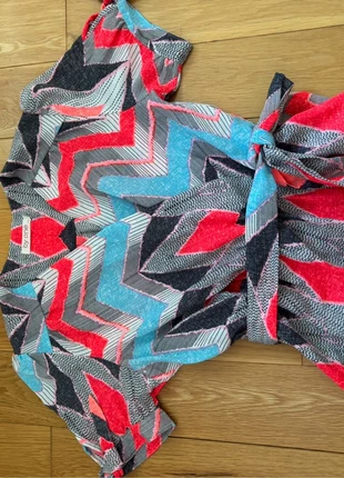 Colourful top, brand: By One, condition: Very good, size: S / 36 / 8, €14.00, €15.40 includes Buyer Protection