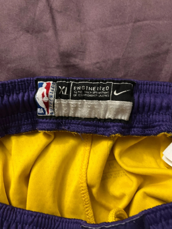 short lakers 2