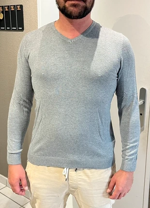 Pull Gris Zara Taille M, marque: Zara, état: Bon état, taille: M, 2,00 €, 2,80 € Protection acheteurs incluse