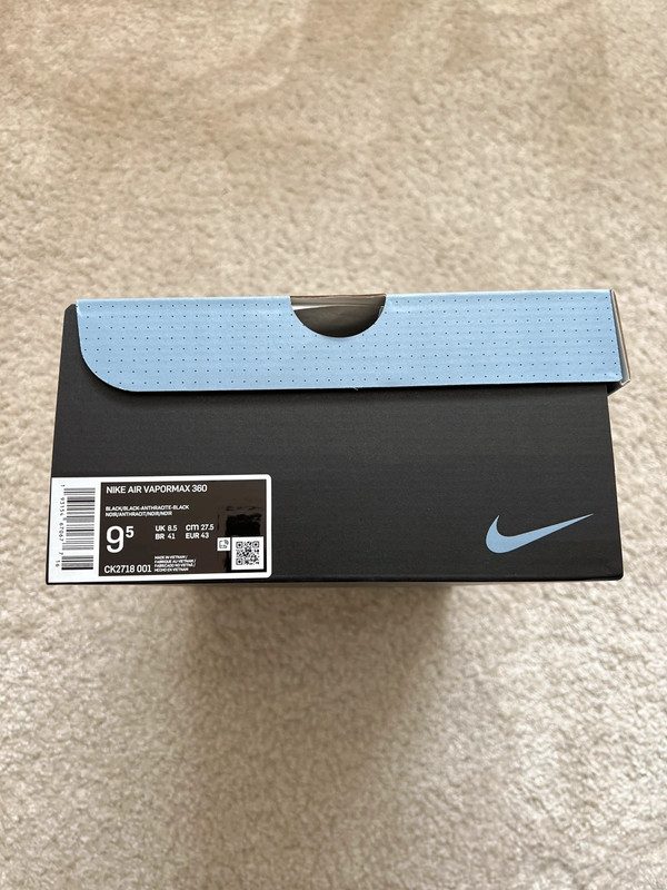 Vapormax 360 clearance black uk