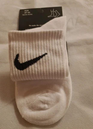 Calzini Nike 37-41, brand: Nike, condizioni: Nuovo con cartellino, taglia: Taglia unica, €5.50, €6.48 include la Protezione acquisti