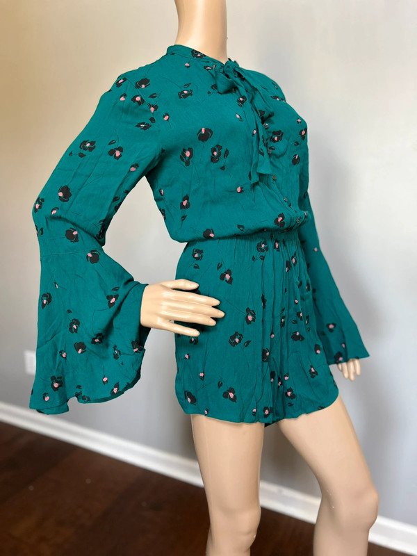 NWT BillaBong Teal Leopard Print Bell Sleeve Romper 2