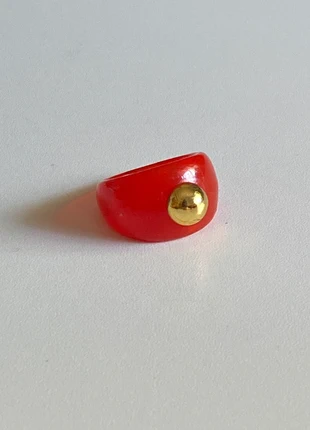Anillo color rojo redondo, marca: Local, estado: Muy bueno, tamaño: 17,3 mm Ø / 14,5, 6,00 €, 6,30 € Protección al comprador incluida