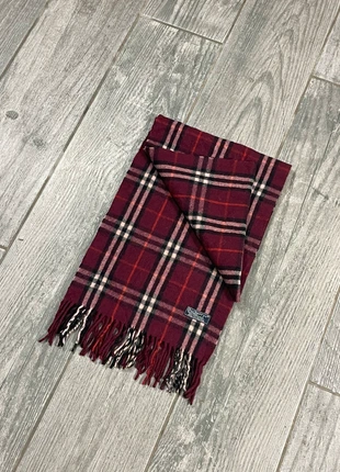 Écharpe burberry rouge bordeaux vintage 2000s, brand: Burberry, condition: Very good, €50.00, €53.20 includes Buyer Protection