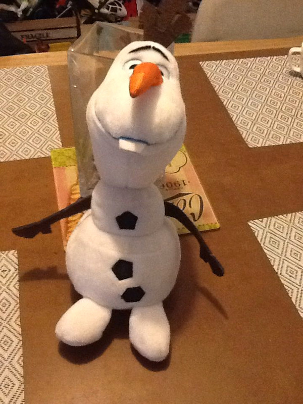 Olaf peluche interactive