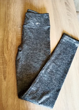 Leggins mujer Tenth, merk: Tenth, staat: Heel goed, maat: S / 36 / 8, € 5,50, € 6,48 inclusief Kopersbescherming