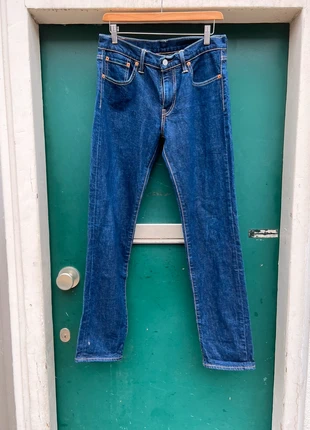 Straight Leg Dark Wash Levi’s 511, merk: Levi's, staat: Heel goed, maat: M / 38 / 10, € 35,00, € 37,45 inclusief Kopersbescherming