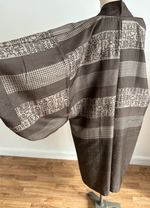 Haori veste de kimono (marron) HH301M, marke: Kimono, zustand: Zufriedenstellend, größe: Universal, 50,00 €, 53,20 € beinhaltet Vinted-Käuferschutz Pro