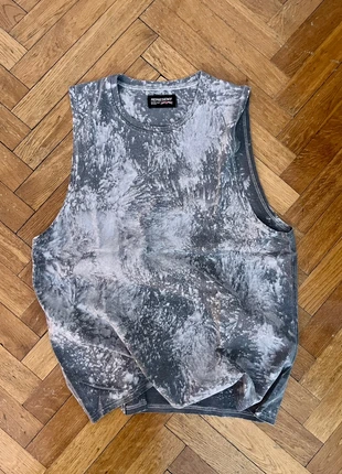 Represent Muscle Tee, marke: REPRESENT, zustand: Sehr gut, größe: M, 35,00 €, 37,45 € inklusive Vinted-Käuferschutz