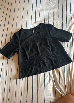 T-shirt con bordado de encaje negra, marke: New Look, zustand: Neu, größe: Einheitsgröße, 3,00 €, 3,85 € inklusive Vinted-Käuferschutz