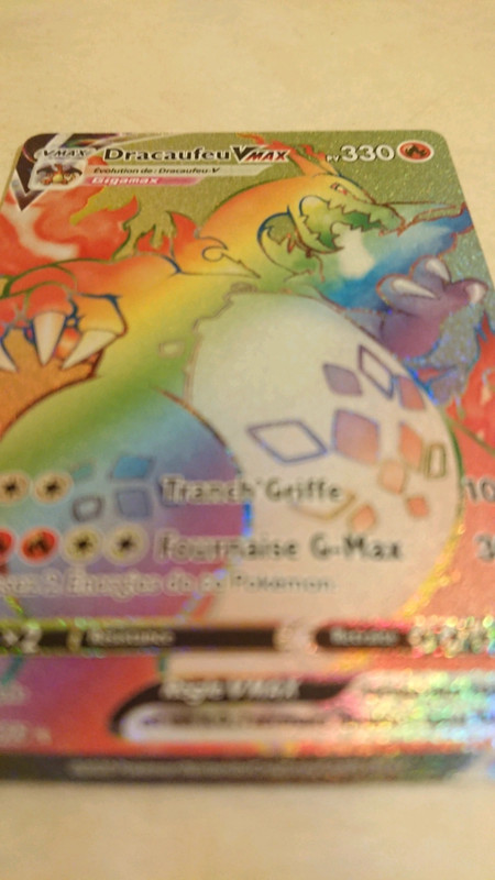 Carte Pokémon / carte de jeux pour enfant / Carte Dracaufeu Vmax Arc-en-ciel