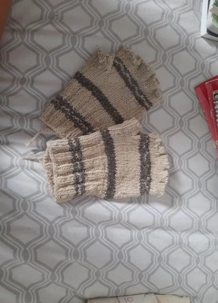 Mitaine , marke: LAINE, zustand: Zufriedenstellend, größe: M, 5,00 €, 5,95 € inklusive Vinted-Käuferschutz