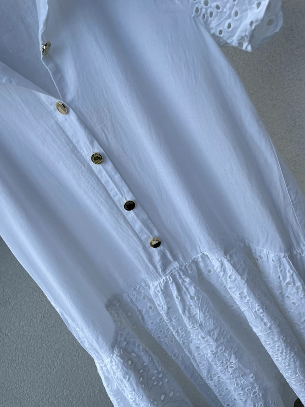 Biała sukienka z haftem Just Unique rozmiar S/M - Vinted