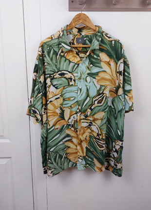 Chemise Hawaï H&M taille XXL, marque: H&M, état: Très bon état, taille: XXL, 4,90 €, 5,85 € Protection acheteurs (Pro) incluse
