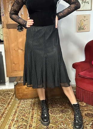 Magnifique jupe midi plumetis noir en tulle et à pois vintage y2k midi skirt 90s coquette, merk: Vintage, staat: Heel goed, maat: L / 40 / 12, € 12,00, € 13,30 inclusief Kopersbescherming Pro