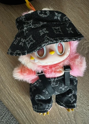 Labubu pakje, merk: POPMART, staat: Nieuw met prijskaartje, maat: Universeel, € 14,00, € 15,40 inclusief Kopersbescherming