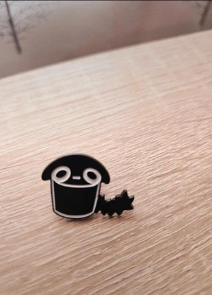 Pins Cat, staat: Heel goed, € 3,90, € 4,80 inclusief Kopersbescherming