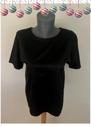 T-shirt noir satiné Zara femme taille S basique chic manches courtes, brand: Zara, condizioni: Ottime, taglia: S / IT 40 / EU 36, €9.30, €10.47 include la Protezione acquisti