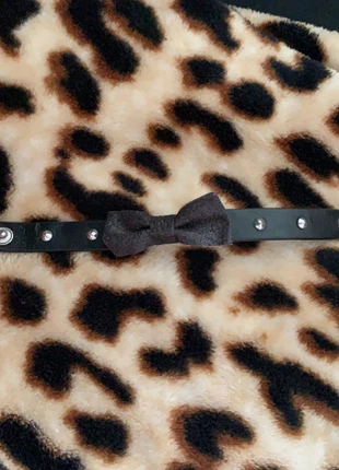2 Black bow bracelet , merk: Claire's, staat: Heel goed, € 1,50, € 2,28 inclusief Kopersbescherming