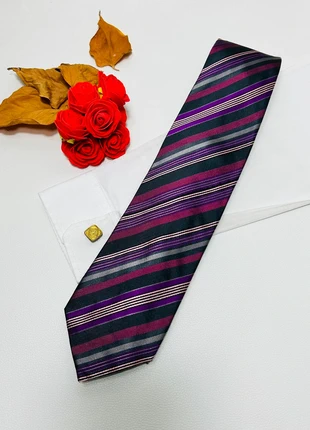 Cravate en Soie rayure British - 9 cm - violet gris prune - Très bon état, merk: Vintage Dressing, staat: Heel goed, € 6,00, € 7,00 inclusief Kopersbescherming Pro