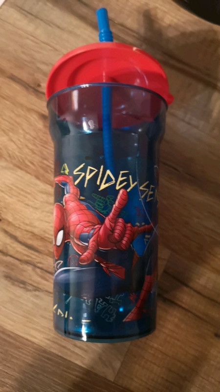 Gobelet avec paille Spiderman enfant verre en plastique