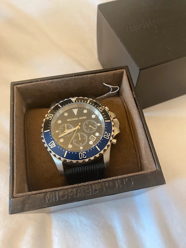 Michael kors 2025 everest watch