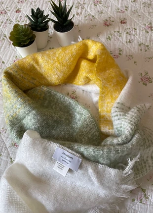 Sciarpa modello Rodha Rinascente, marque: Rinascente, état: Neuf sans étiquette, 9,00 €, 10,15 € Protection acheteurs incluse