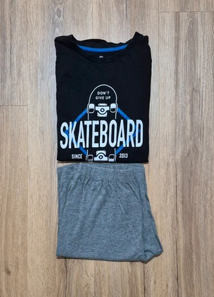 Pyjama Noir et gris short et T-shirt - Taille 16A, marca: La Redoute, estado: Muito bom, tamanho: S, €3.50, €4.38 inclui Proteção do Comprador