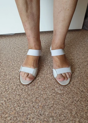 Sandales blanche Betterfly neuve p39, brand: Butterfly, condition: New without tags, size: 39, €12.99, €14.34 includes Buyer Protection