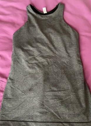 Débardeur de sport , marke: Lululemon, zustand: Sehr gut, größe: XXS / 32 / 4, 15,00 €, 16,45 € inklusive Vinted-Käuferschutz