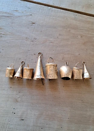 Jolies cloches de vache avec finition antique, son clair, petites imperfections, AZ22, état: Neuf sans étiquette, 9,00 €, 10,15 € Protection acheteurs incluse