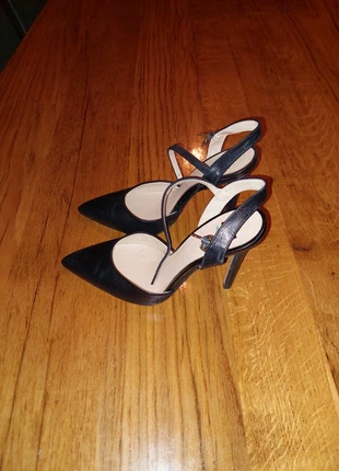 Escarpins, marque: Bata, état: Très bon état, taille: 39, 4,00 €, 4,90 € Protection acheteurs incluse